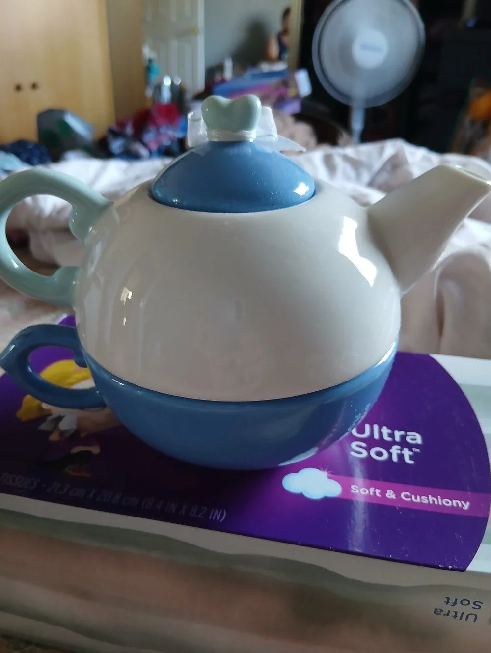 HOLLY HOBBIE TEAPOT FOR ONE